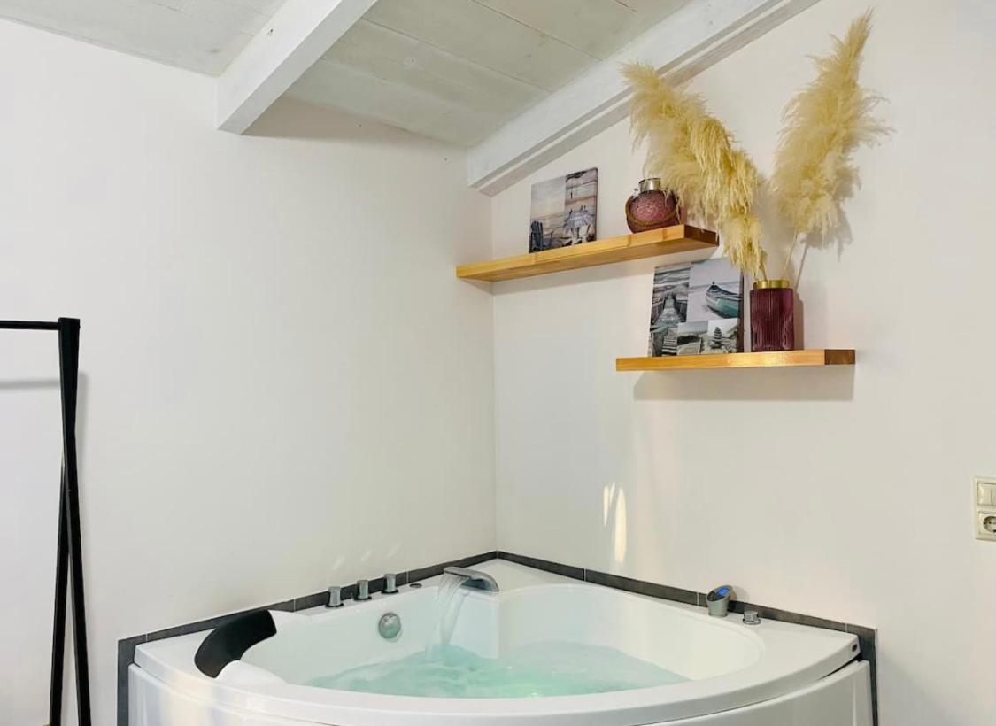 Green Room Holiday home Marathopoli